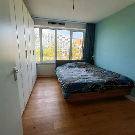 Spacious 12 Min To Center By Tram Amsterdam