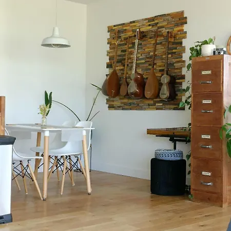 Apartment Spacious 12 Min To Center By Tram *